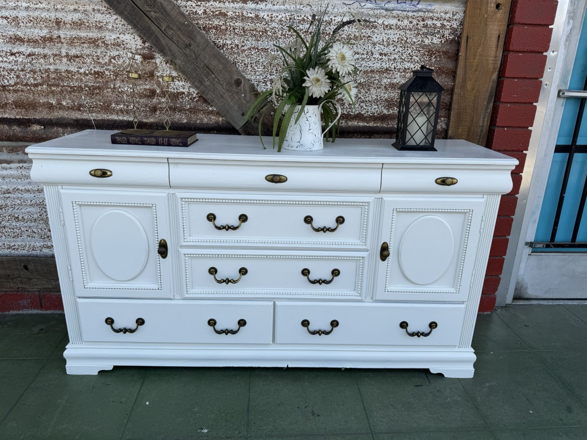 Dresser/Buffet