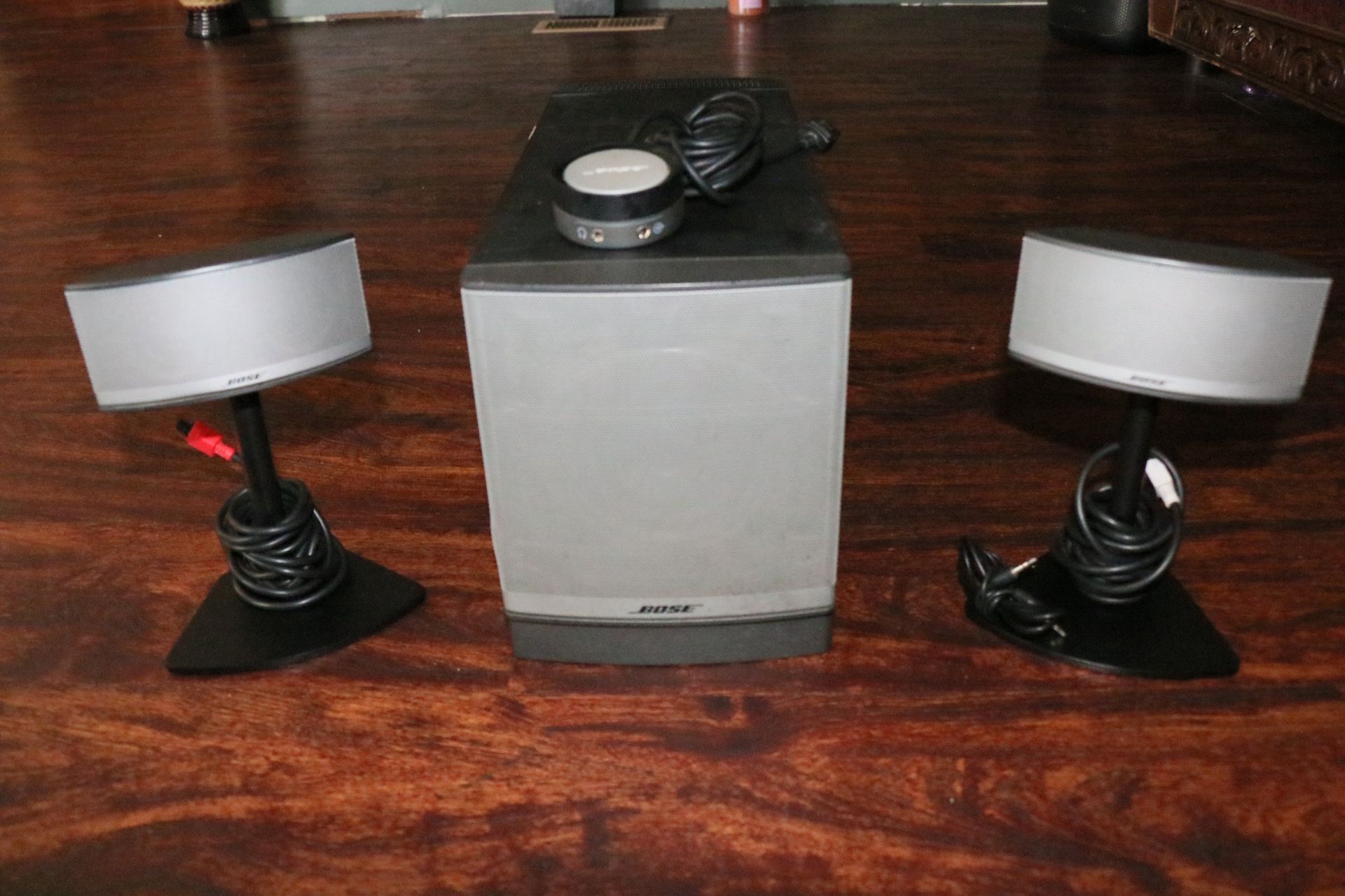 Bose companion 5 multimedia speaker sys