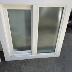 Window vinyl double glass retrofit   24x 24 