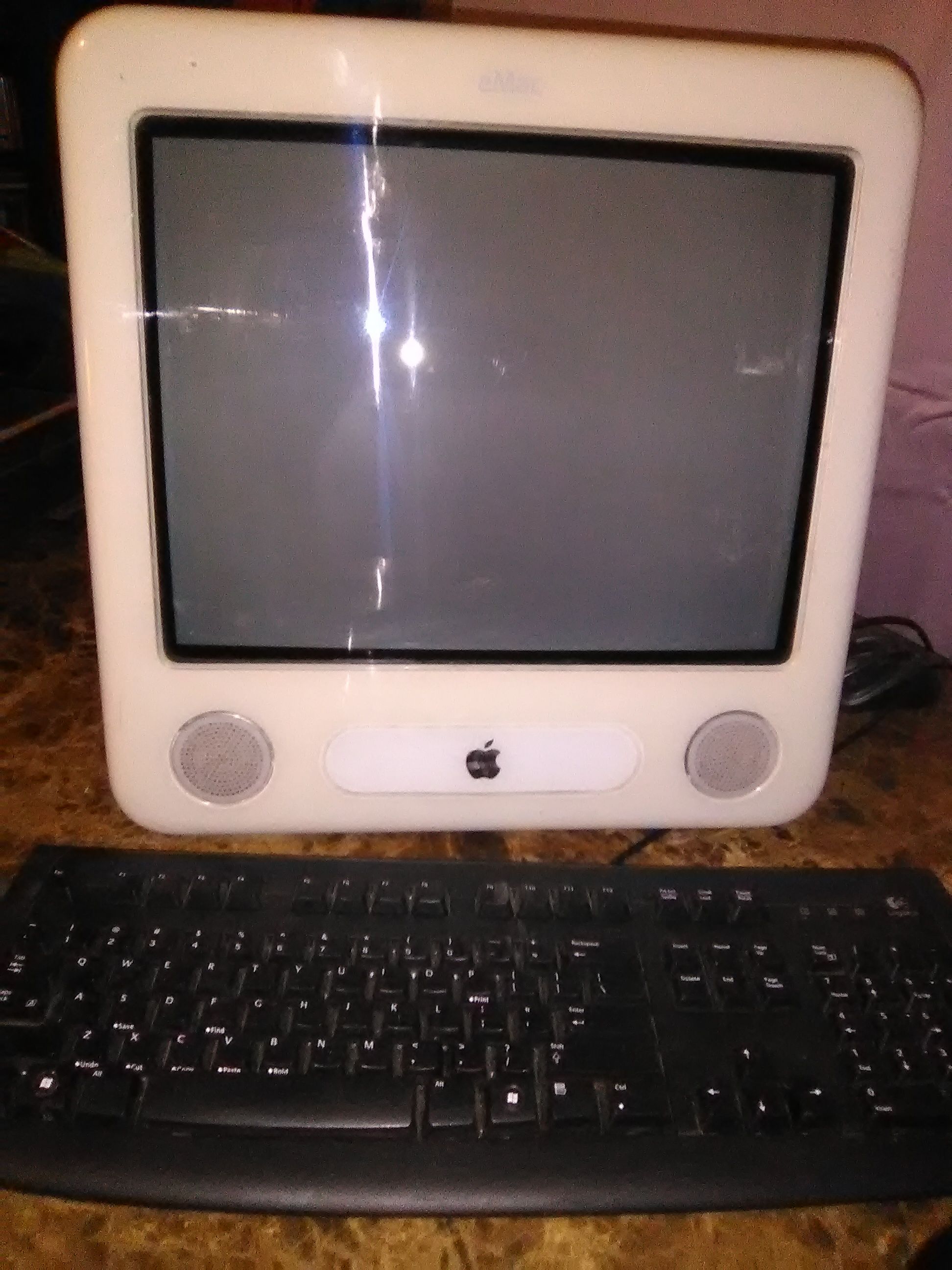 Apple imac computer