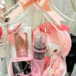 Valentine Day Basket For Her