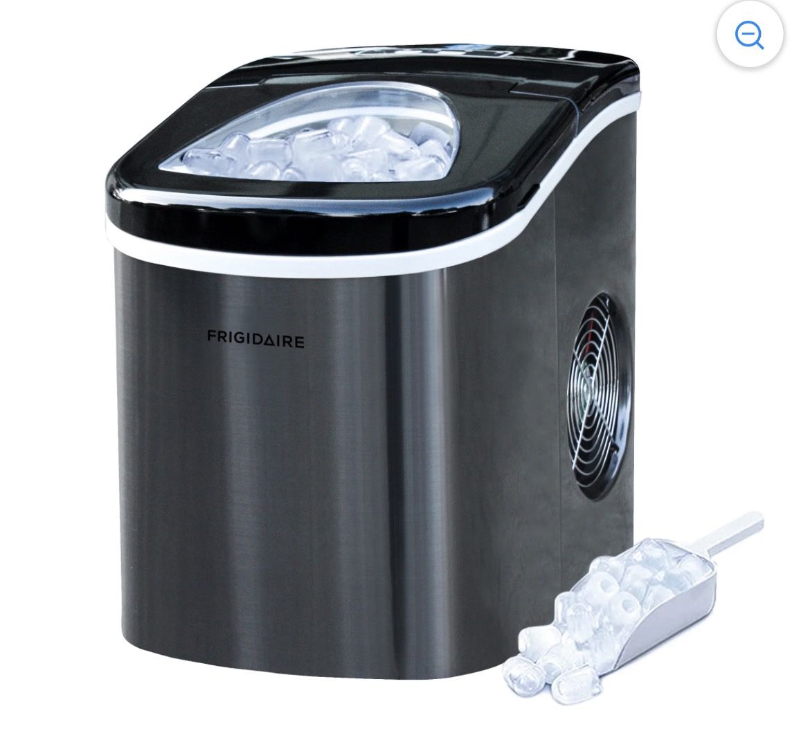 Frigidaire 26lb Ice Maker