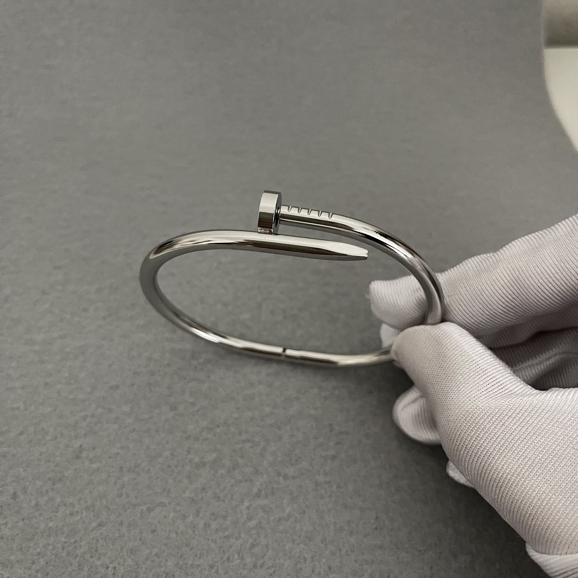 Cartier Bracelet White Gold