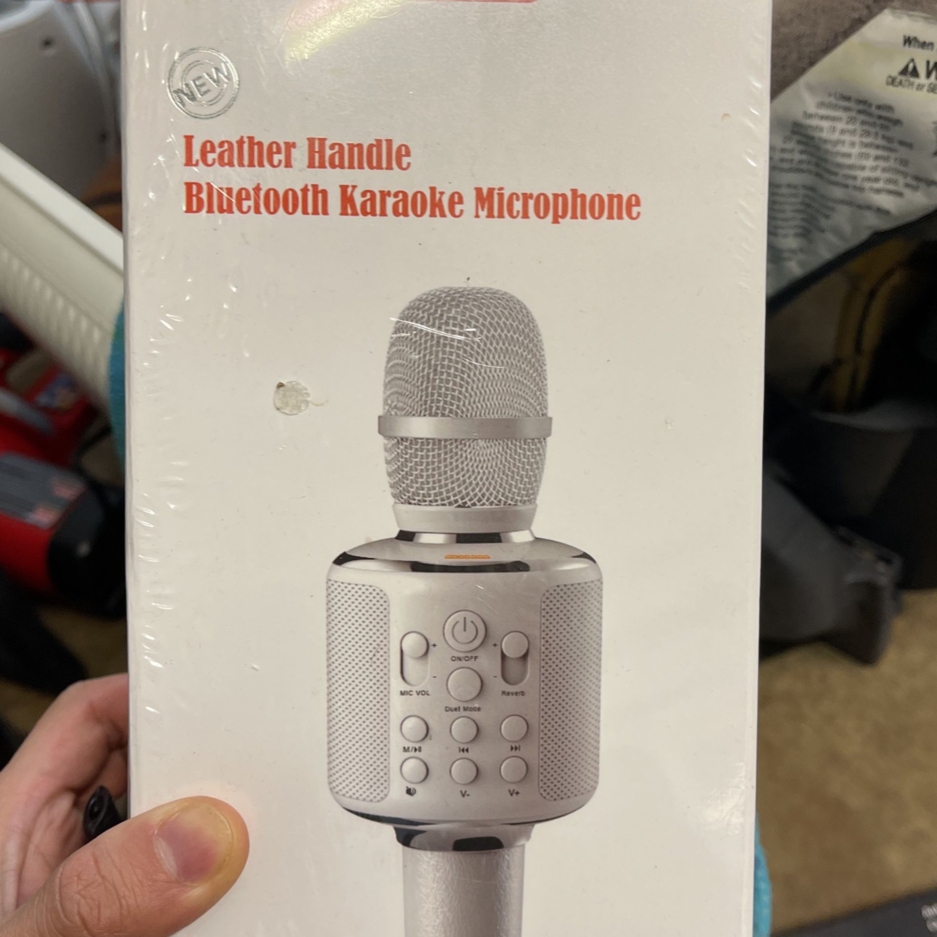 Bluetooth Karaoke Microphone 