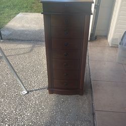 Hives Honey Jewlery Chest