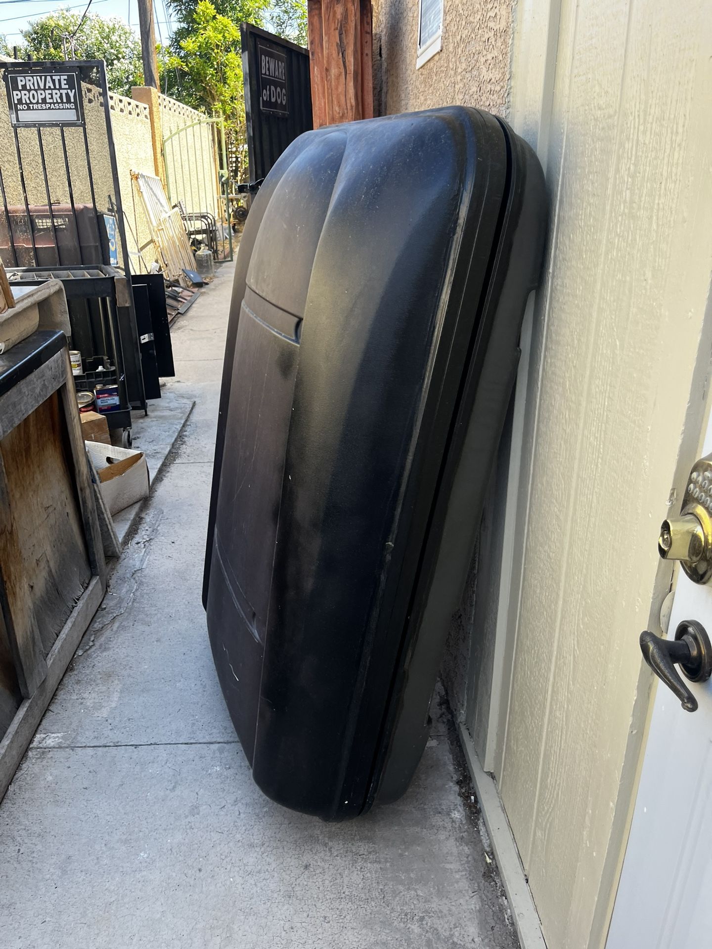 Mercedes Cargo Carrier (roof Mount)