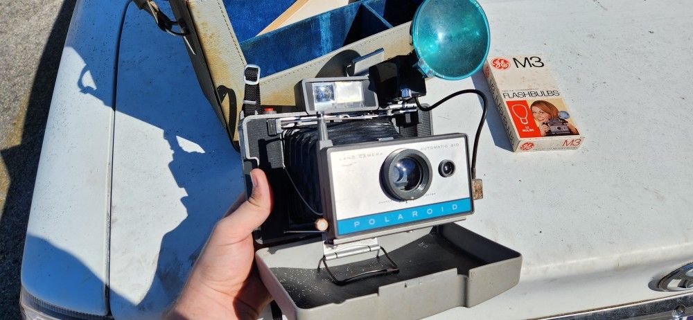 Polaroid 210 Land Camera