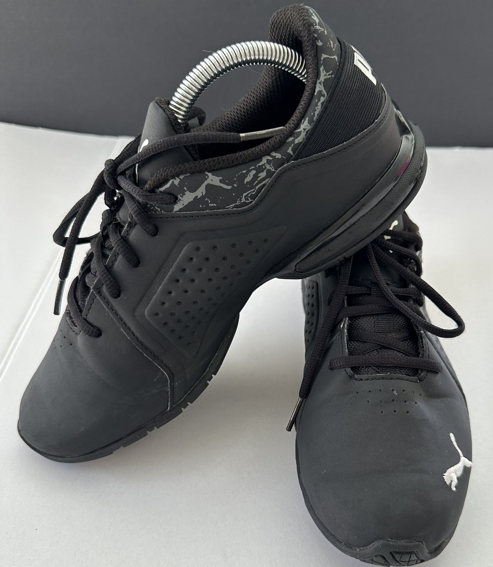 PUMA Men's Viz Runner Repeat Sneakers Size 8