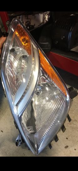 2006-2009 Oem Toyota Prius Driver headlight