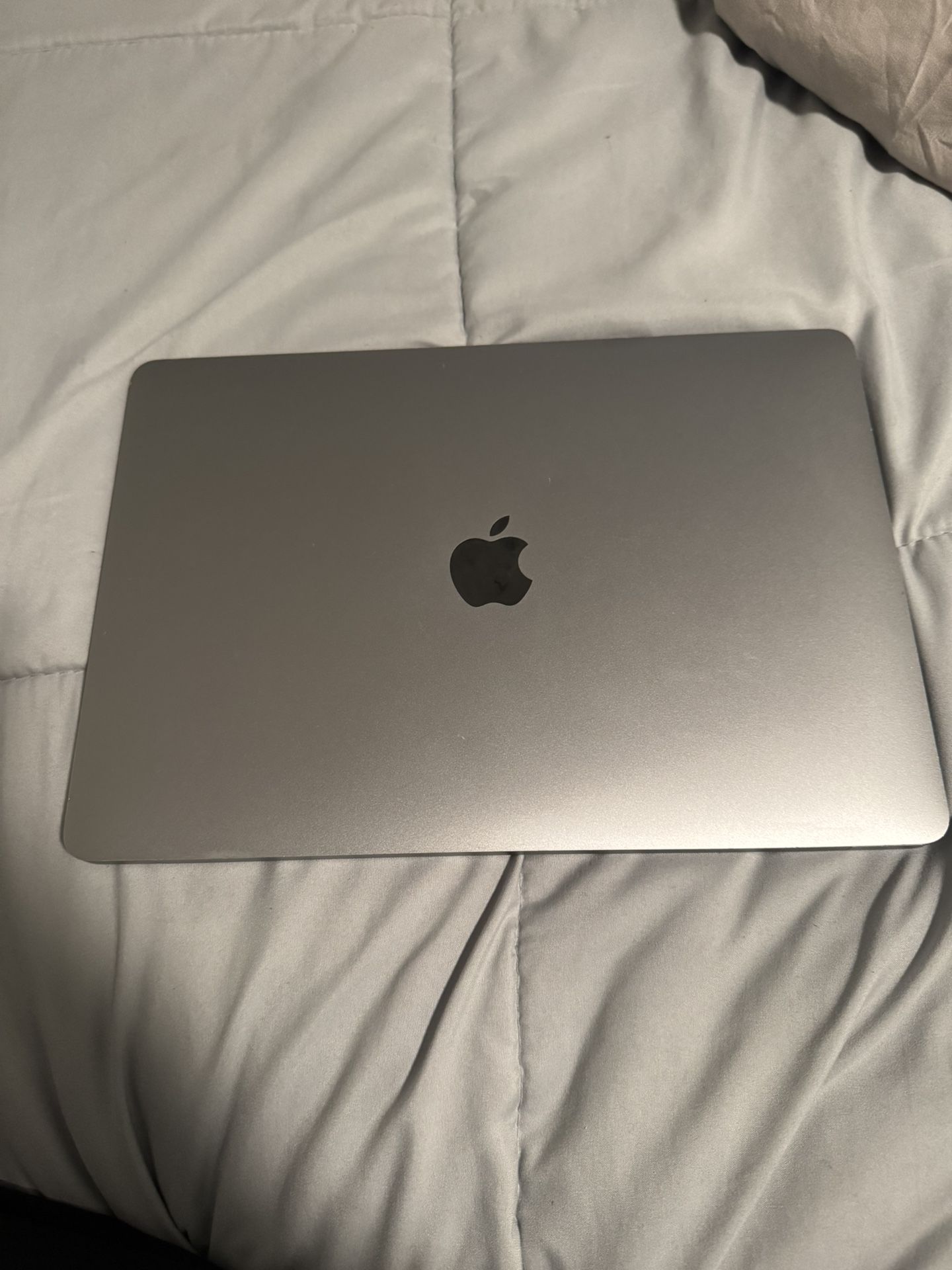 2019 MacBook Air – $500 OBO