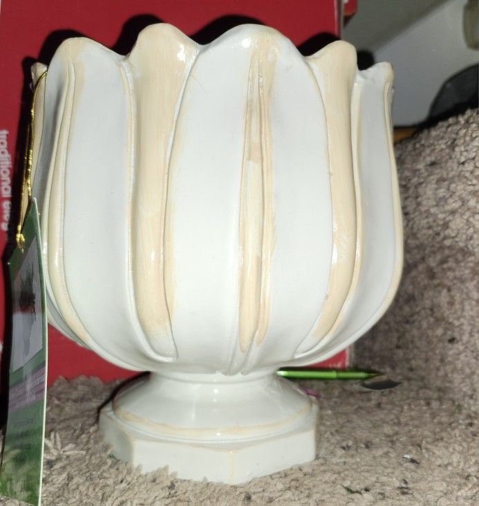 Tulip Shaped Flower Pots
