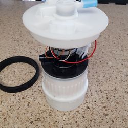 Fuel Pump Mazda/Ford -  Brand new 