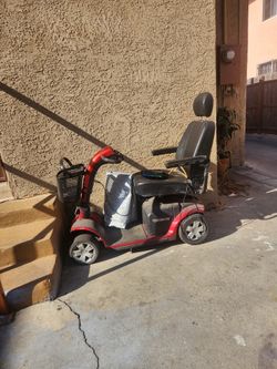 Mobile scooter/wheel chair