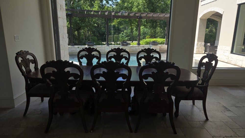 Dining Room Table With Chairs 