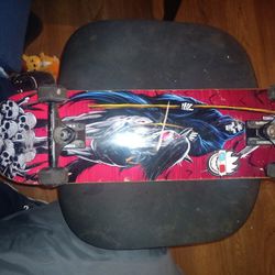 Complete Skateboard Blind Deck, Thunder Trucks, Spitfire Wheels, Reds Bearings