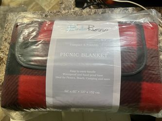 Brand New Bella Russo Picnic Blanket – $5