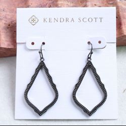 Kendra Scott Earrings 