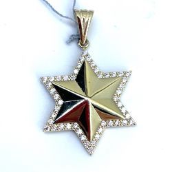 10Kt Yellow Gold CZ Hollow Star Pendant 3.30g 200199/4