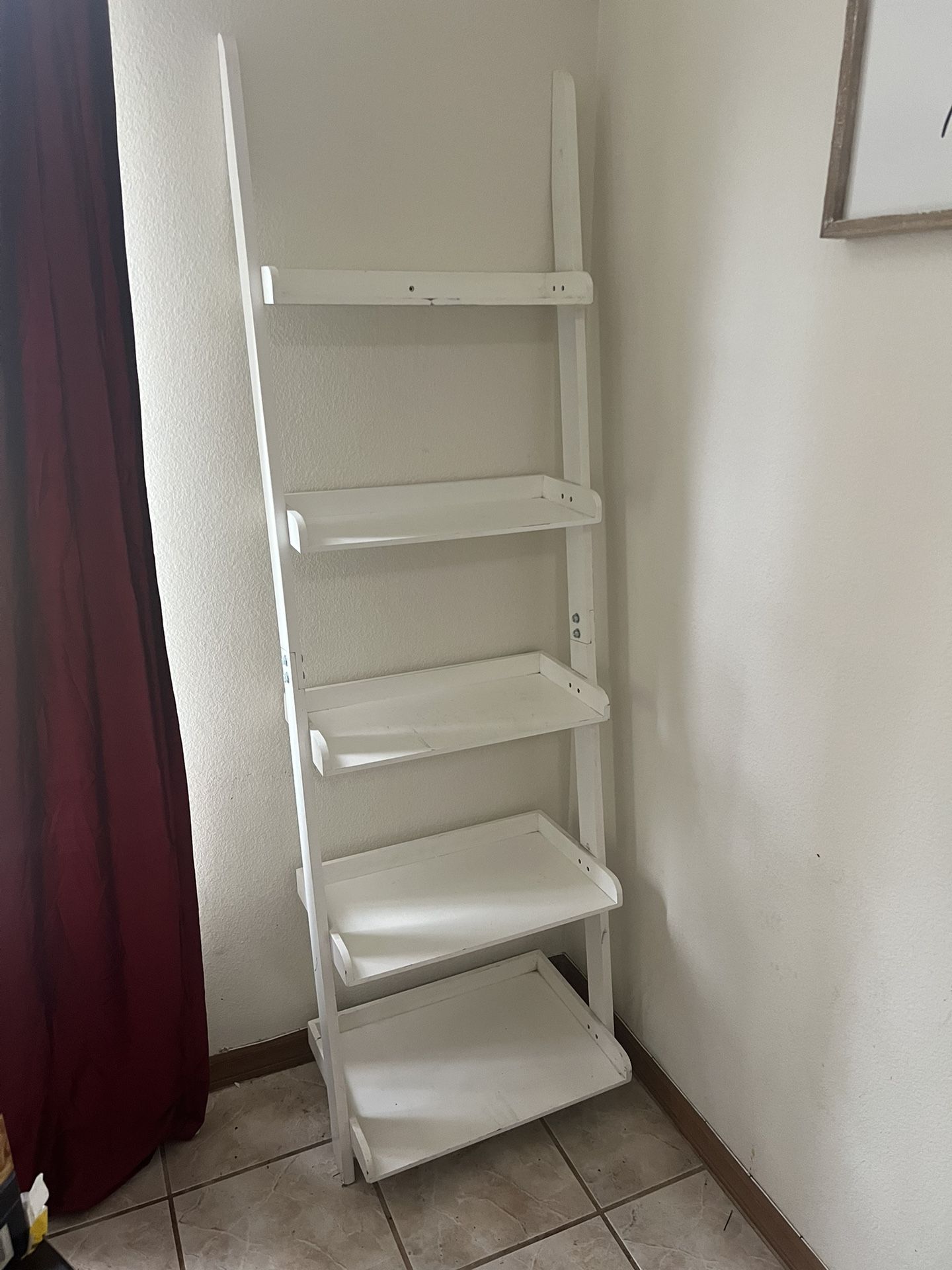 White Leaning Bookcase Shelf Unit