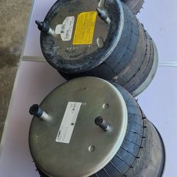 3 Brand New Air Bags For Freightliner 