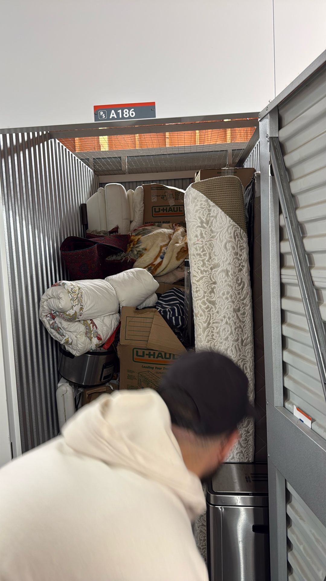 Entire Storage Unit Free Need Gone Today!