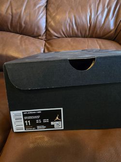 Air Jordan 1 Mid Sonics