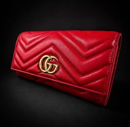 Gucci GG Marmont Red Matelasse Continental Wallet W/ Box Dust Bag 443436 NWT