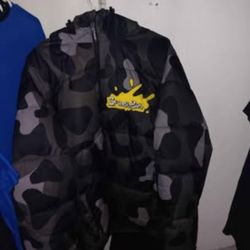 Brand new members only SpongeBob winter jacket size large 
50$ 