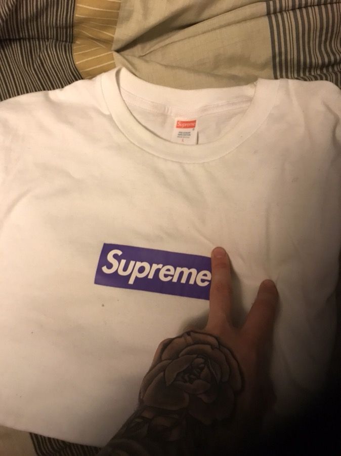 Ua Supreme box logo tee