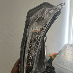 Toyota Camry 2015 LXE Passenger Side Turning Signal Light 