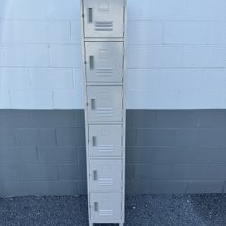 6 Door Metal Lockers EXCELLENT Condition