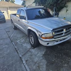 2002 Dodge Dakota