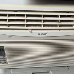 Window AC Unit