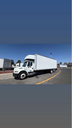 Freightliner M2 Box Truck White