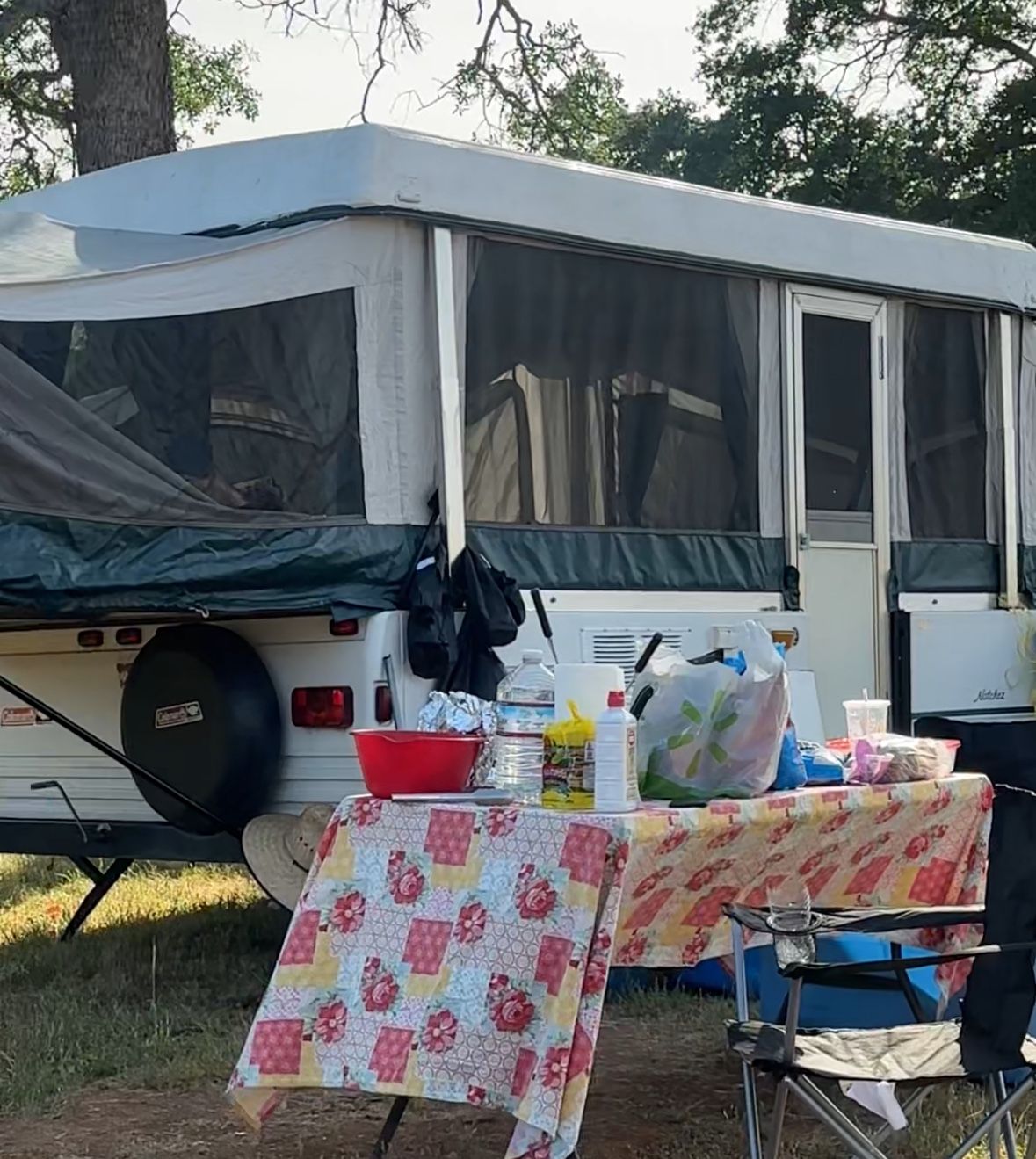 1998 Coleman Popup Camping Trailer
