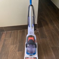 Vacuum Hoover power dash