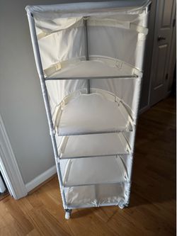rolling clothes rack