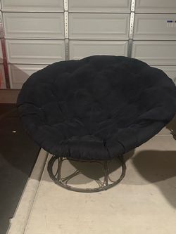 Papasan Chair with Black Cushion