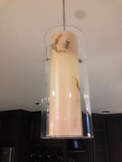 Pendant light fixture