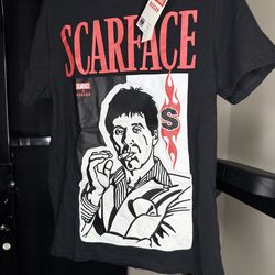 Men Scarface T-Shirt size medium