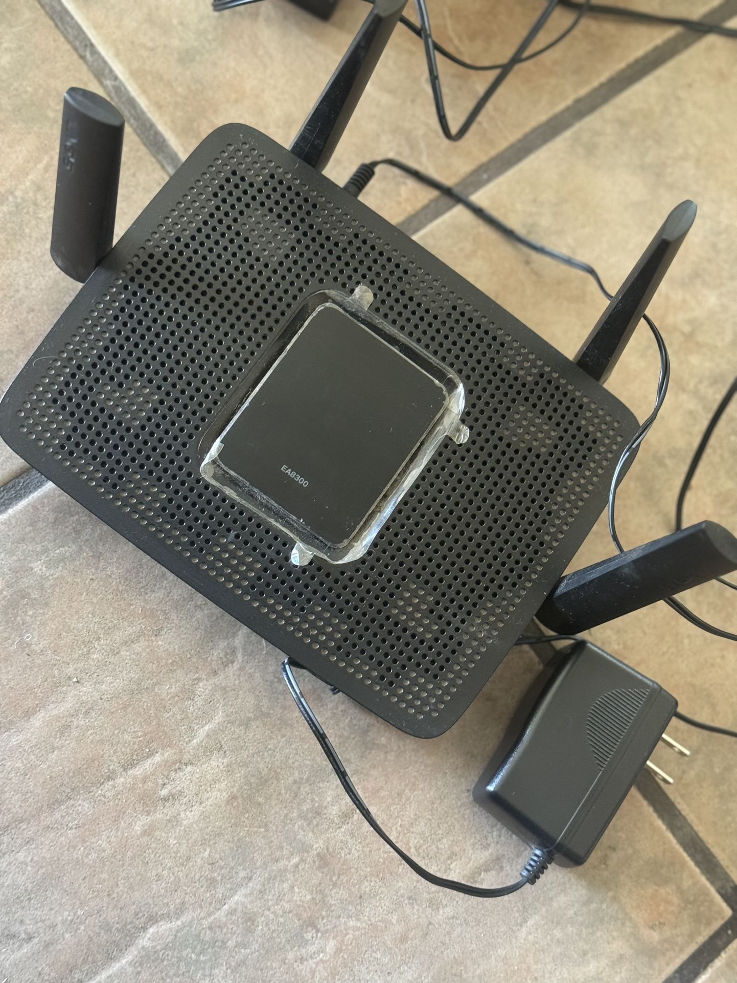 linksys ea8300 wifi router