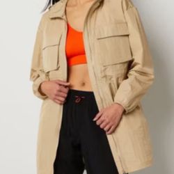 Woman’s Wind Jacket  