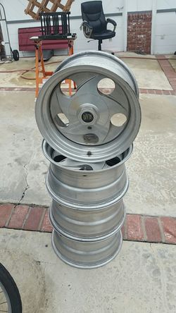 BOYDS 16×8 set of rims