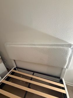 Queen size bed