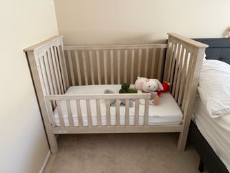 Pottery Barn Kids Kendall Convertible Crib + Toddler Bed Conversion Kit