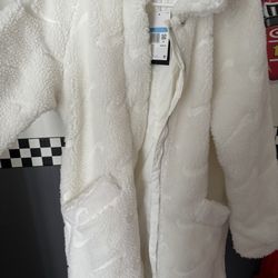 Medium Nike White Sherpa Coat 