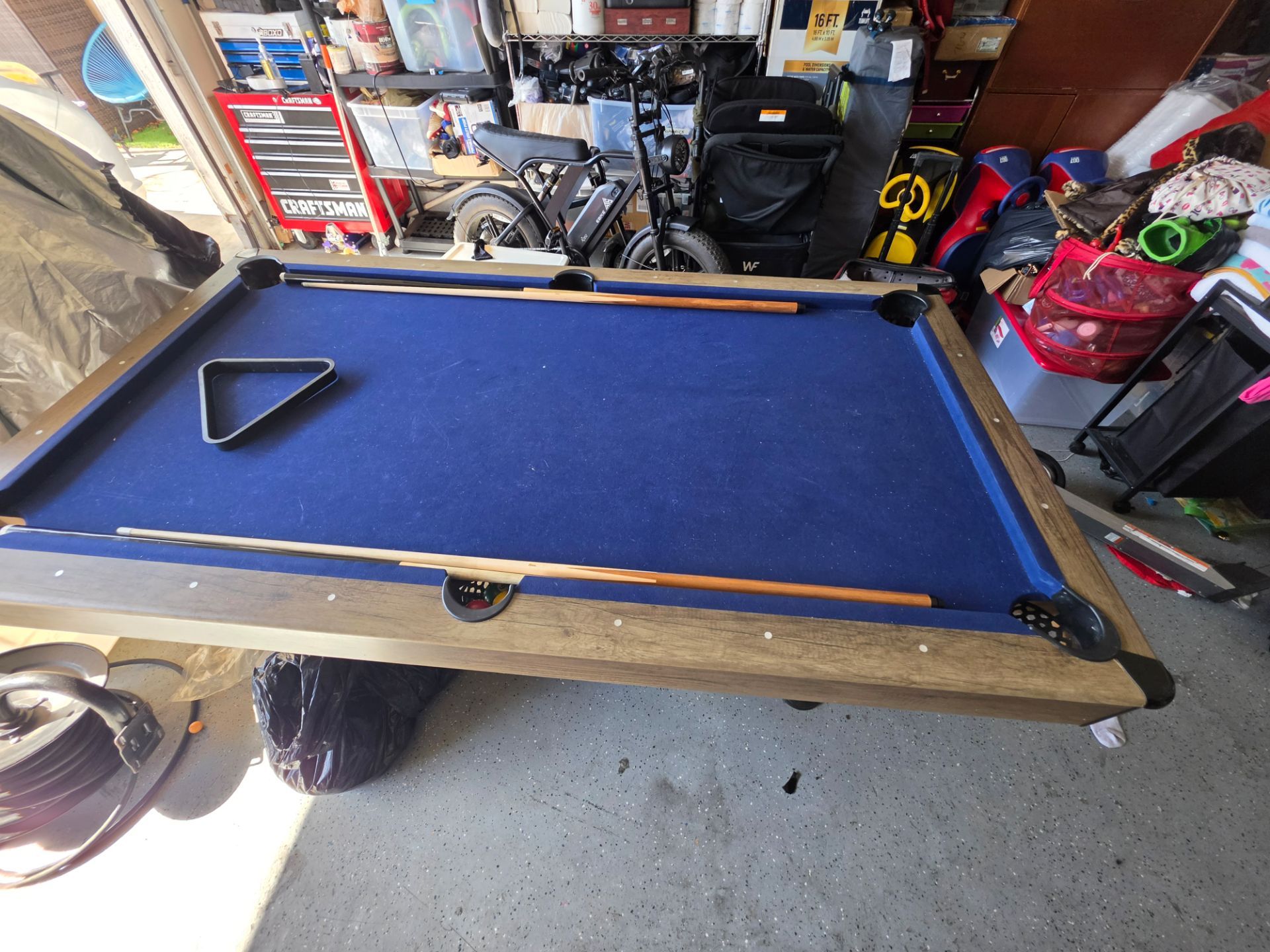 Pool table