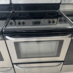 Stove  Frigidaire 30”
