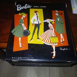 1961 Barbie Case With Doll