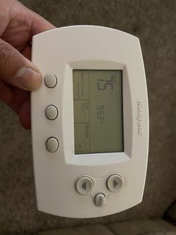 Honeywell TH6110D1005 AC Thermostat